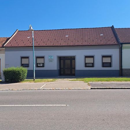 Pension Thalhammer - Adults Only Nur Erwachsene Podersdorf am See Exterior photo